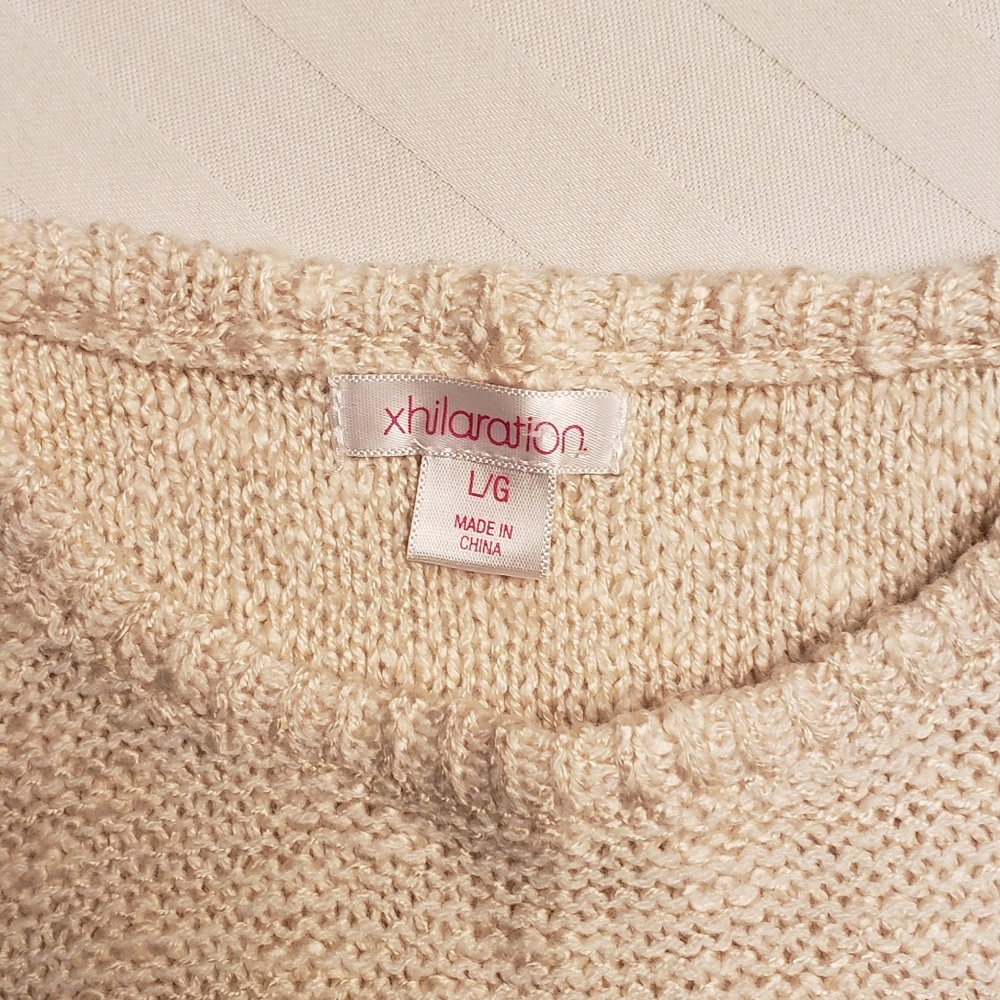 Lite and Airy Knit Top, Size L - Picture 5 of 9
